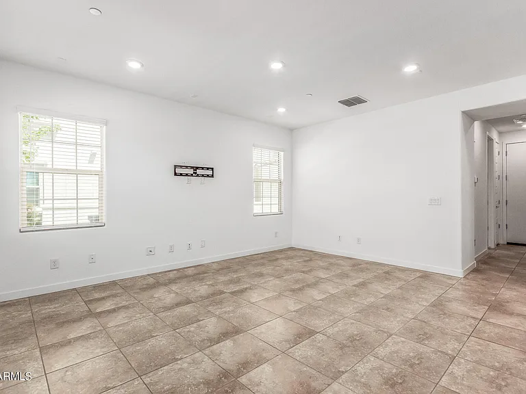 4077 S Sabrina Dr #5 — Photo 12