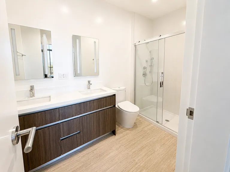 1500 Rycroft St #4400 — Photo 10