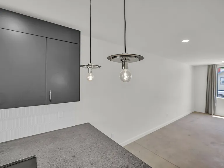 2227 Bailey Ave — Photo 9