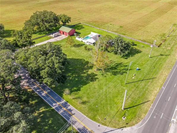 10038 N Us Highway 301, Oxford, FL 34484