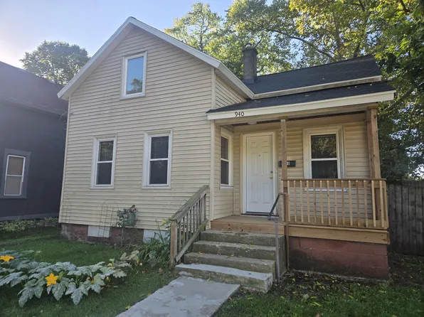 940 Logan St SE, Grand Rapids, MI 49506