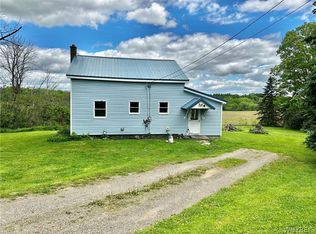 10920 McKinstry Rd, Delevan, NY 14042
