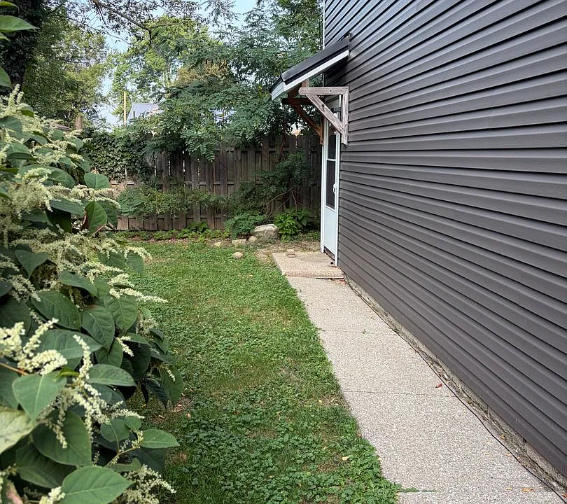 530 Tallmadge Rd