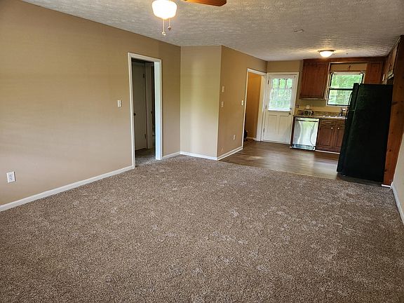 3rd image of 488 Arnold Ln #B