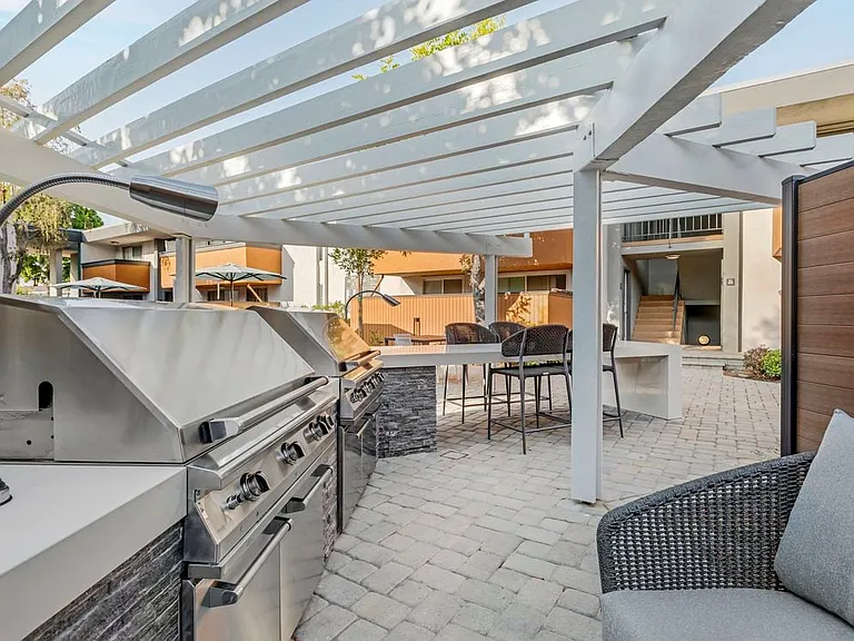 Courtyard with BBQ grills
