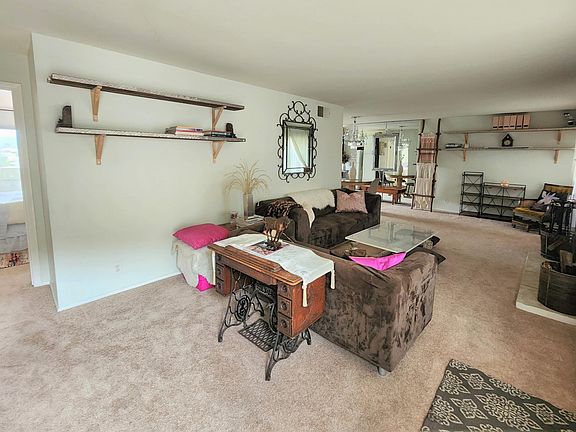 3rd image of 806 E 4th Ave #0