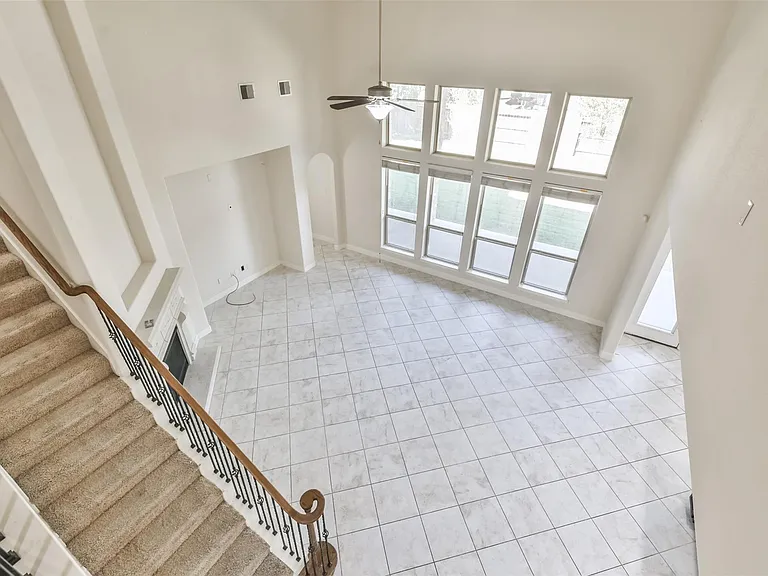 10403 Monticello Hill Dr — Photo 32