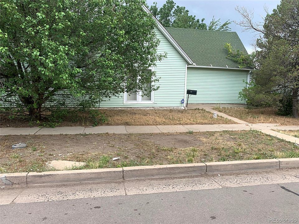 2nd image of 207 E 6th St