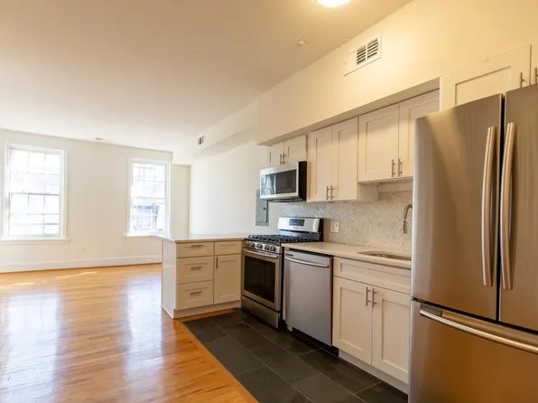 321 S 12th St #3FF, Philadelphia, PA 19107