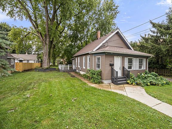 2nd image of 311 Orange St