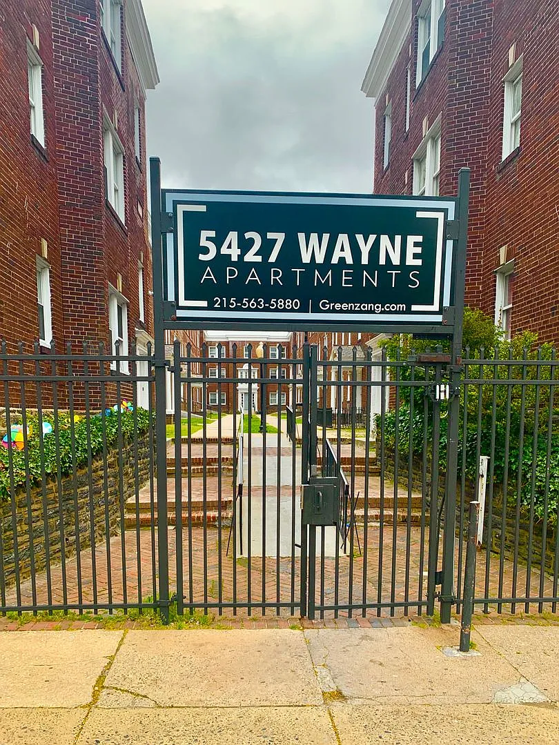 Building Photo - 5427 Wayne