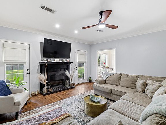 5th image of 3705 Pegram Cir