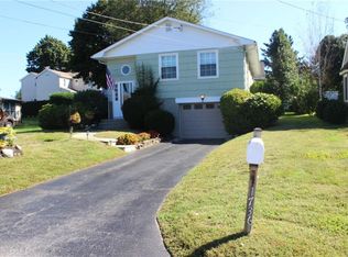 1736 Central St, Yorktown Heights, NY 10598