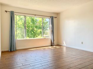 2100 Red Rose Way #21, Santa Barbara, CA 93109