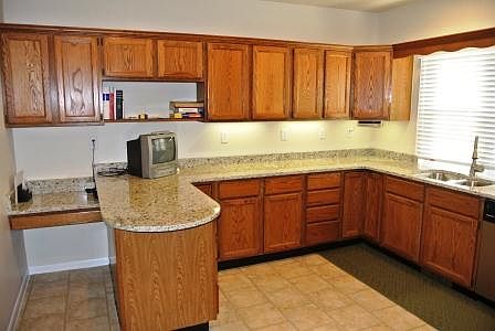 3rd image of 3536 Bevis Ln