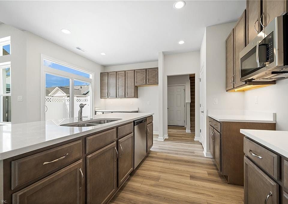 1st image of 2200 Venture Way #C