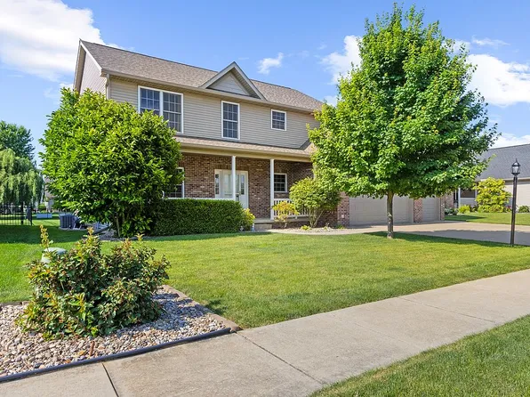1412 Aspen Dr, Washington, IL 61571