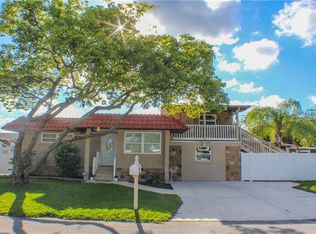 11939 102nd St, Largo, FL 33773