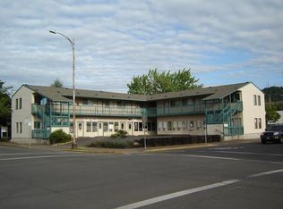 807 A St APT 02, Springfield, OR 97477