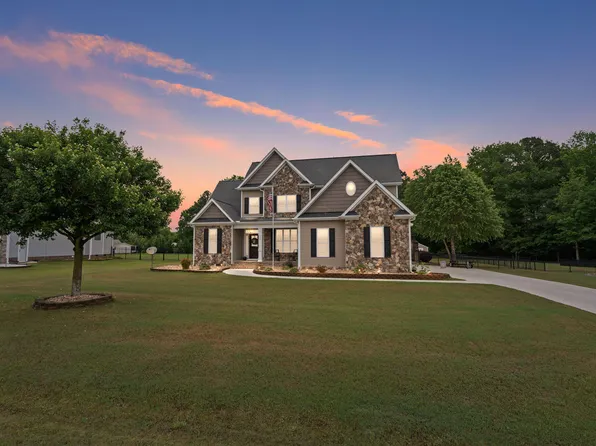 125 English Springer Dr, Angier, NC 27501