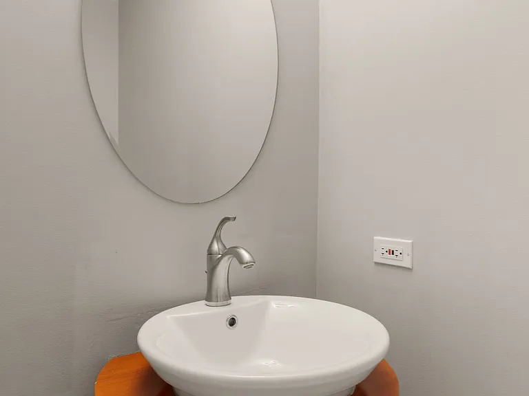 1515 S Prairie Ave #705 — Photo 16