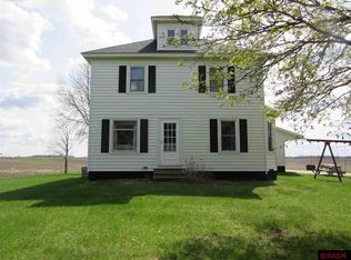 26041 Lexington Rd, Le Sueur, MN 56058