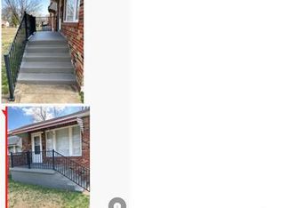 1822 Eton Ln, Saint Louis, MO 63147