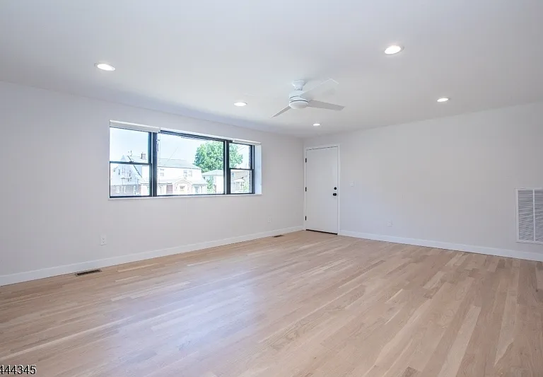 99 Baldwin Pl — Photo 2