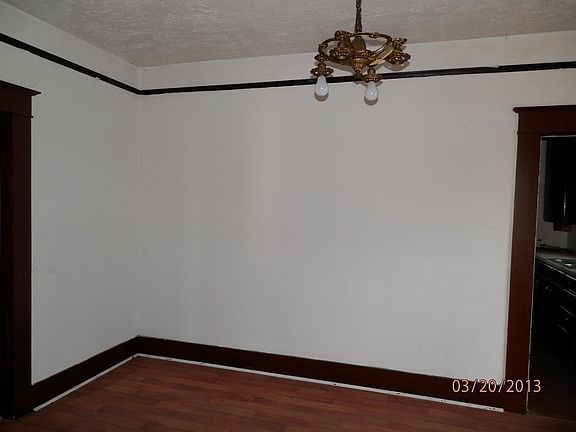 4th image of 604 S Franklin St