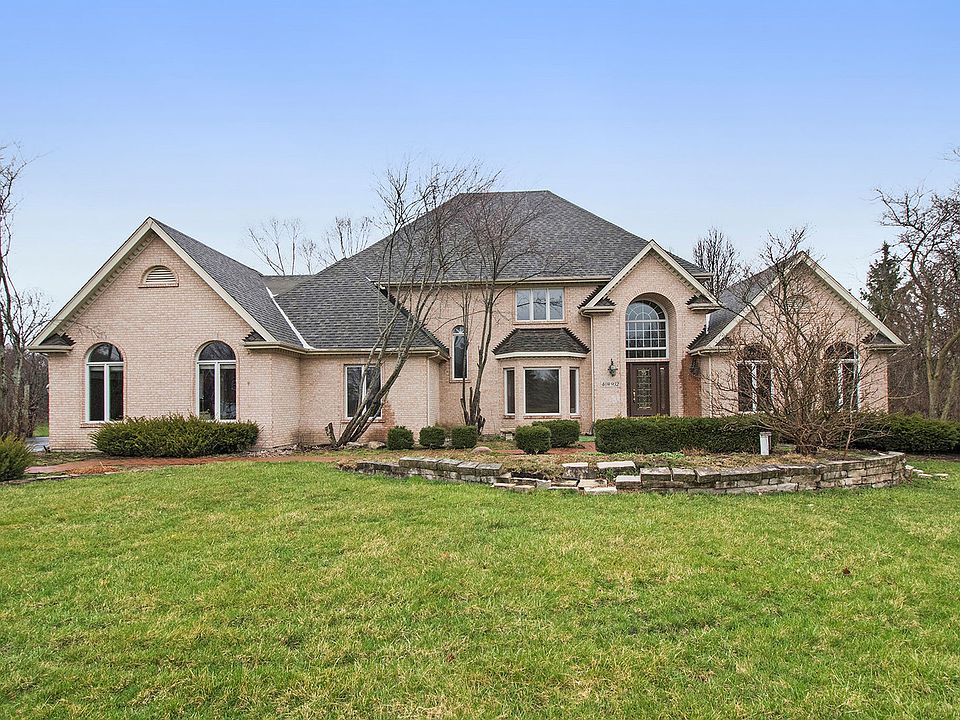 1st image of 40W932 Campton Meadows Dr
