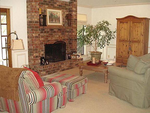 2nd image of 6932 Misty Meadow Ct