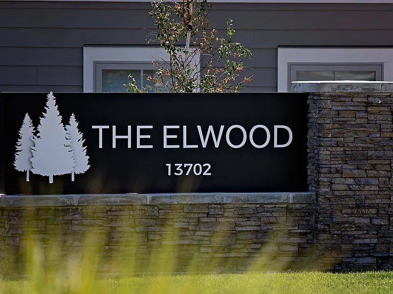 The Elwood — Photo 30
