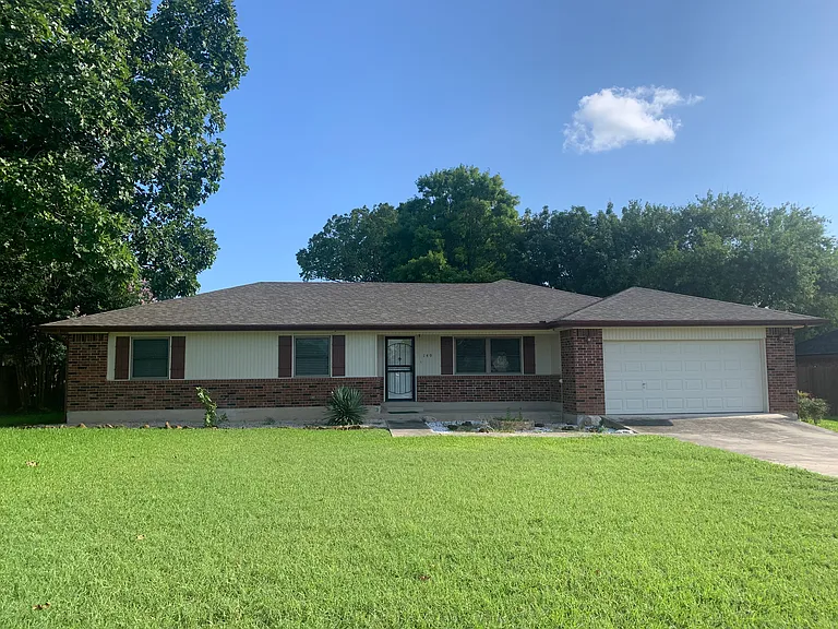 149 Guadalupe River Dr — Photo 1