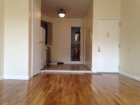 Rented by Landmine Realty LLC | media 7