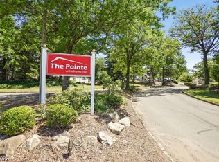 602 Deepdale Ct #7-1801, Union, NJ 07083