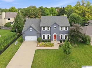 14116 Hillsborough Dr, Omaha, NE 68164