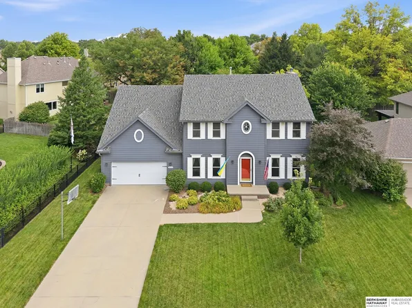 14116 Hillsborough Dr, Omaha, NE 68164