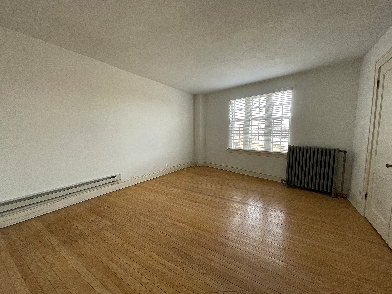 1 bed, 700 sqft, $1,495 — Photo 3