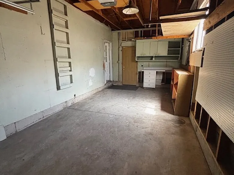 147 Lummis Ct — Photo 33