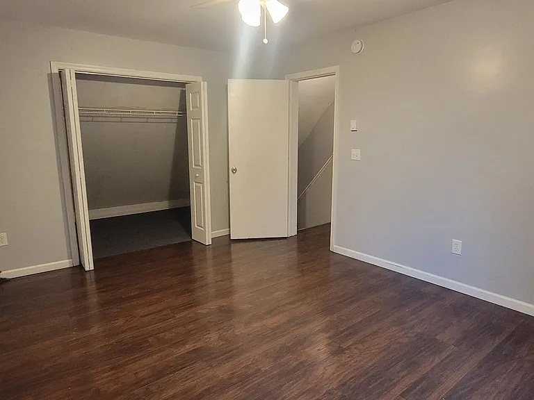 102 Island Ter — Photo 18