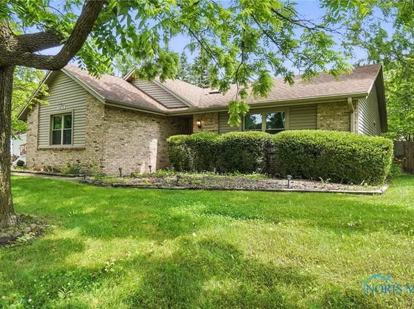 5476 Greenridge Dr, Toledo, OH 43615