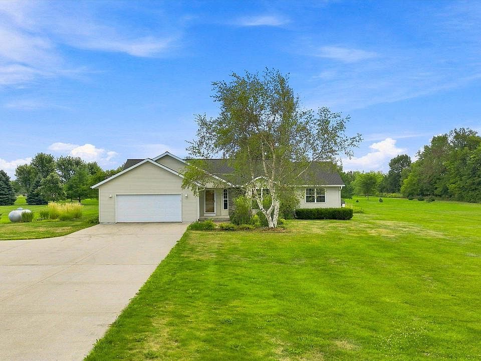 1st image of 10585 COUNTY ROAD Y