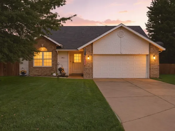 1114 W Thorngate Drive, Ozark, MO 65721