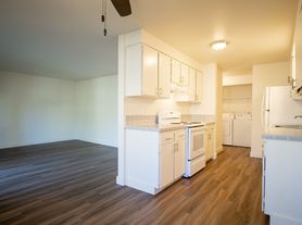 147 - Park Place Apartments