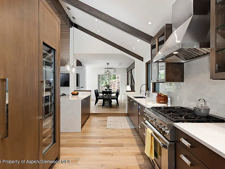333 Faraway Rd — Photo 4