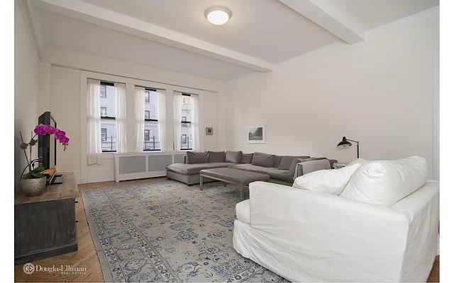 Rented by Douglas Elliman | media 18