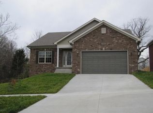 6202 Hudson Creek Dr, Louisville, KY 40291