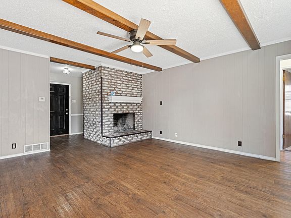 5th image of 3407 Essex Ave