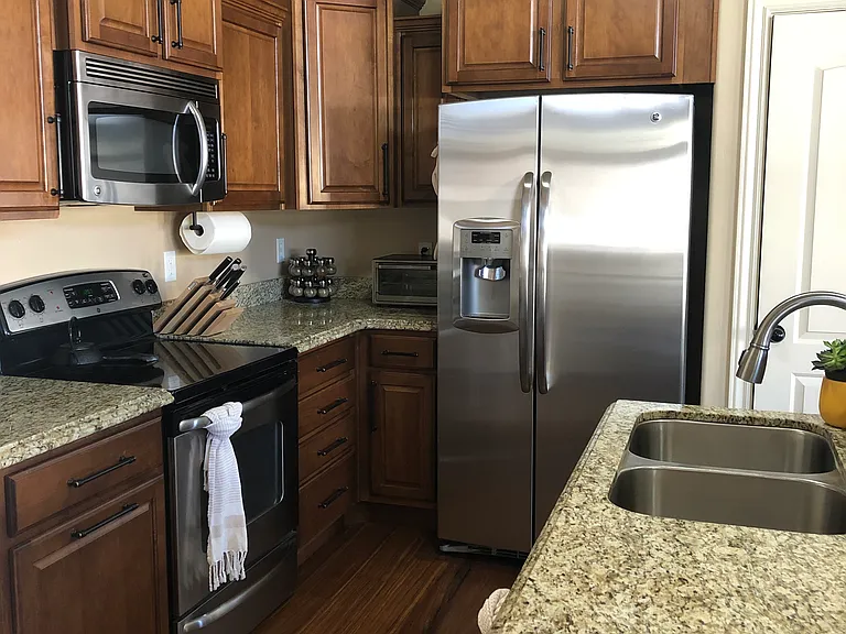 14507 S Windom Rd — Photo 6
