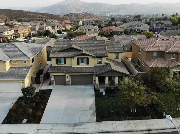 12260 Macfar Ln, Riverside, CA 92505